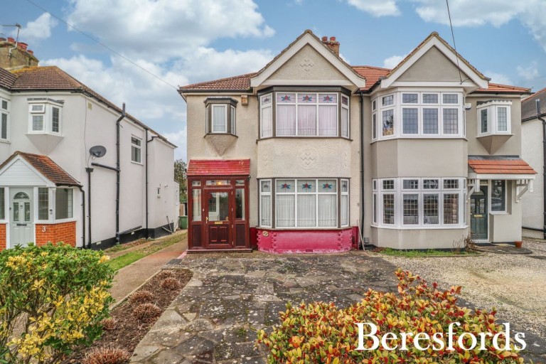 Images for Meadowside Road, Upminster, RM14