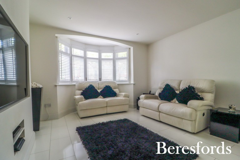 Images for Little Gaynes Lane, Upminster, RM14