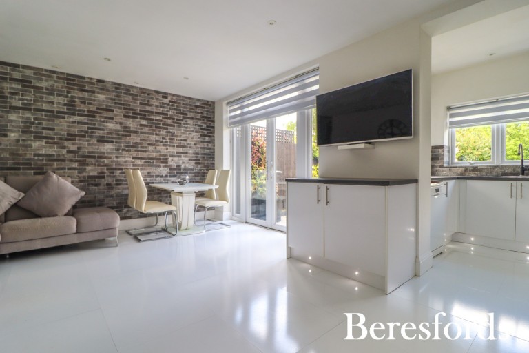 Images for Little Gaynes Lane, Upminster, RM14