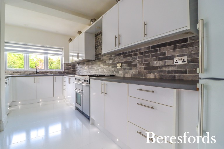 Images for Little Gaynes Lane, Upminster, RM14