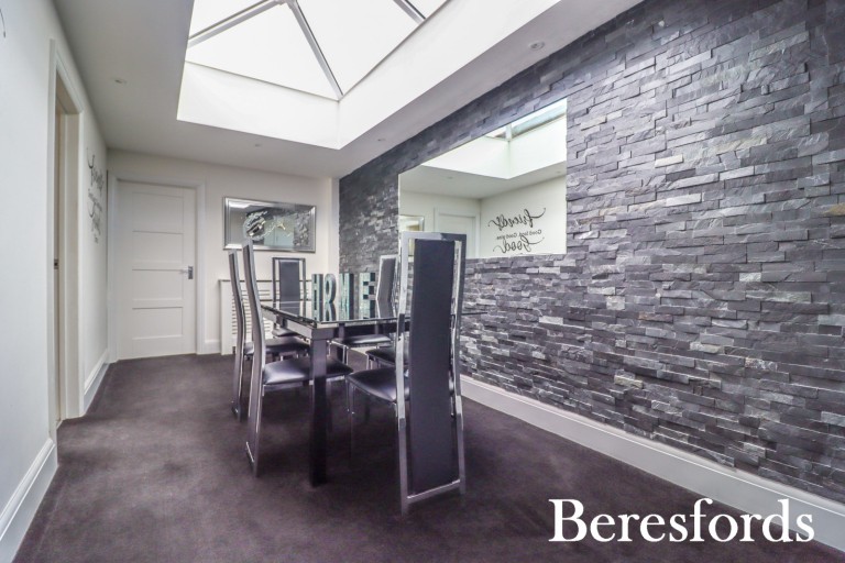 Images for Little Gaynes Lane, Upminster, RM14