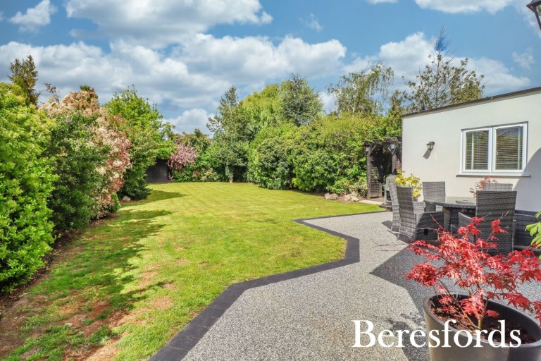 Images for Little Gaynes Lane, Upminster, RM14