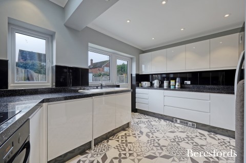 Click the photo for more details of Severn Drive, Upminster, RM14