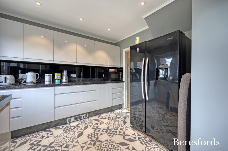 Images for Severn Drive, Upminster, RM14