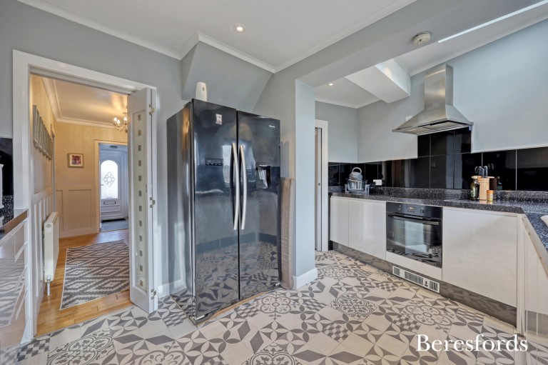 Images for Severn Drive, Upminster, RM14