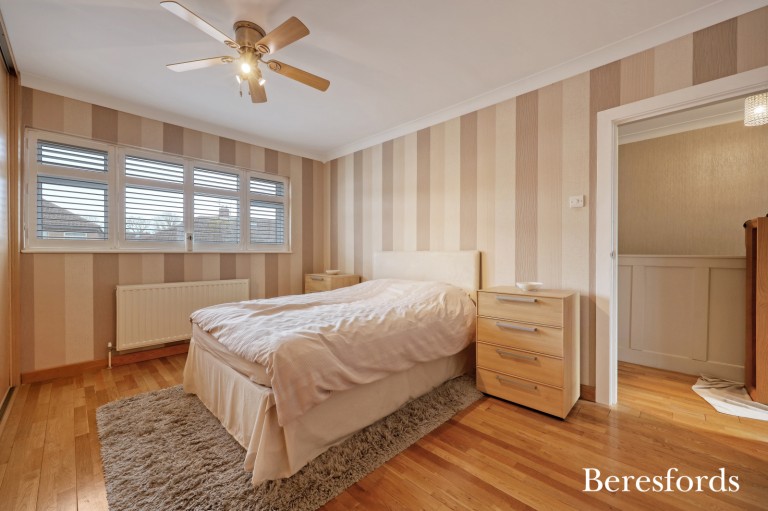 Images for Severn Drive, Upminster, RM14