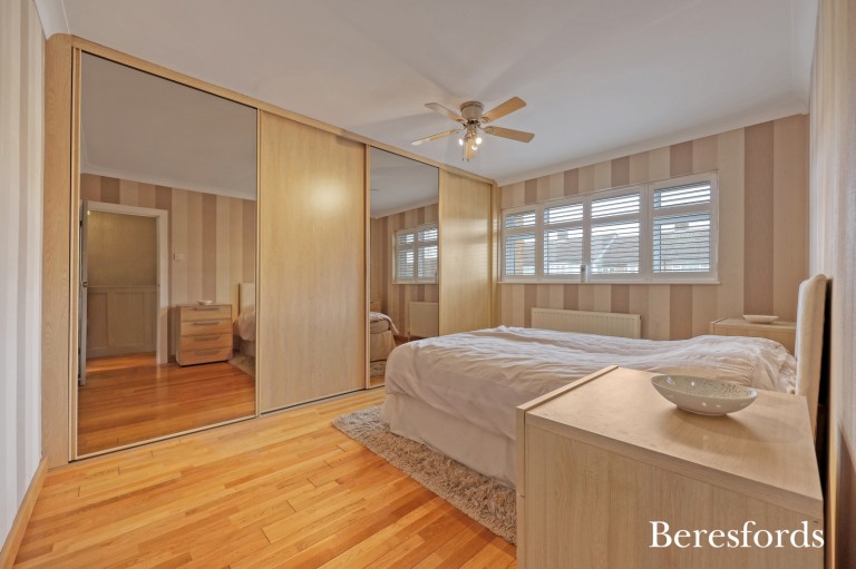 Images for Severn Drive, Upminster, RM14