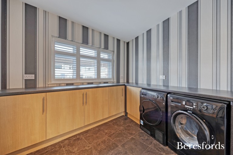 Images for Severn Drive, Upminster, RM14