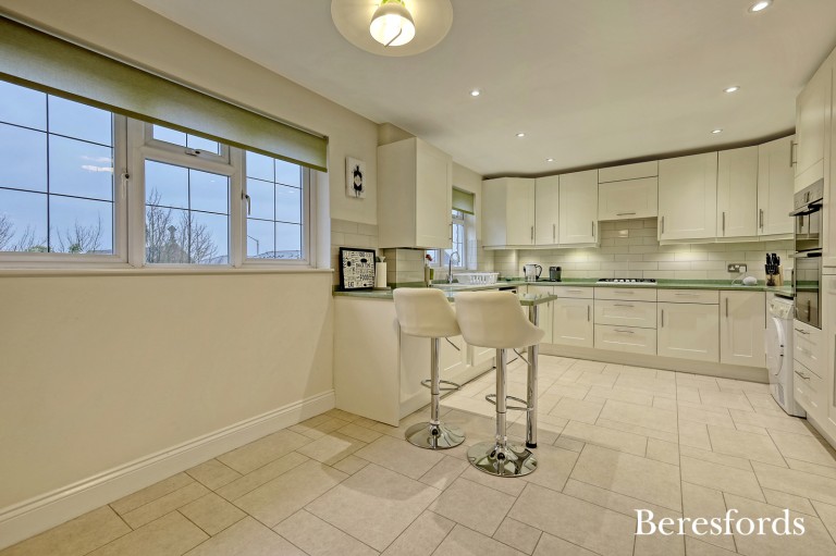 Images for Hall Lane, Upminster, RM14