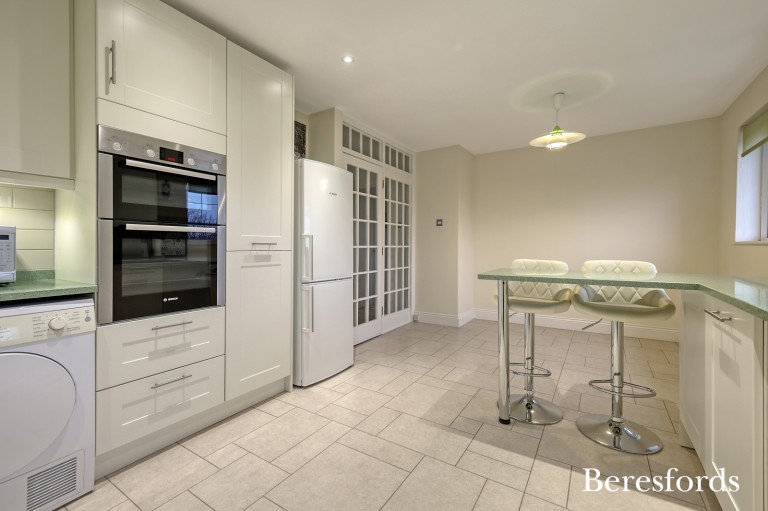 Images for Hall Lane, Upminster, RM14