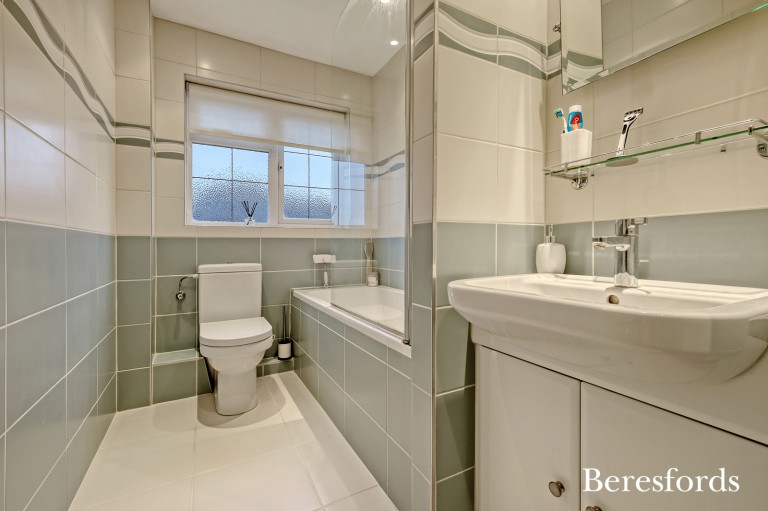 Images for Hall Lane, Upminster, RM14