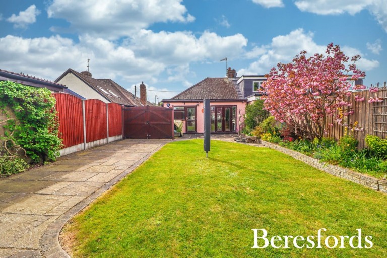 Images for Thorndon Avenue, West Horndon, Brentwood, Essex, CM13