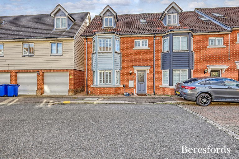 Images for Founes Drive, Chafford Hundred, Grays, Essex, RM16