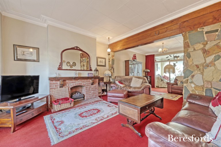 Images for Cranborne Gardens, Upminster, RM14