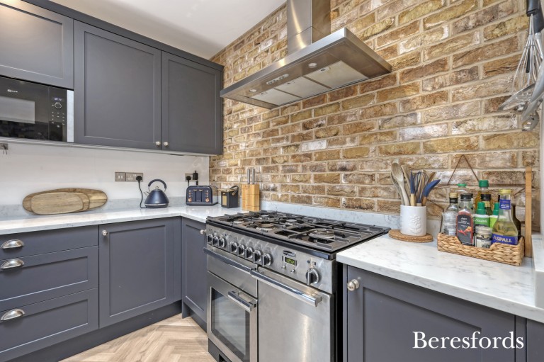Images for Southview Drive, Upminster, RM14