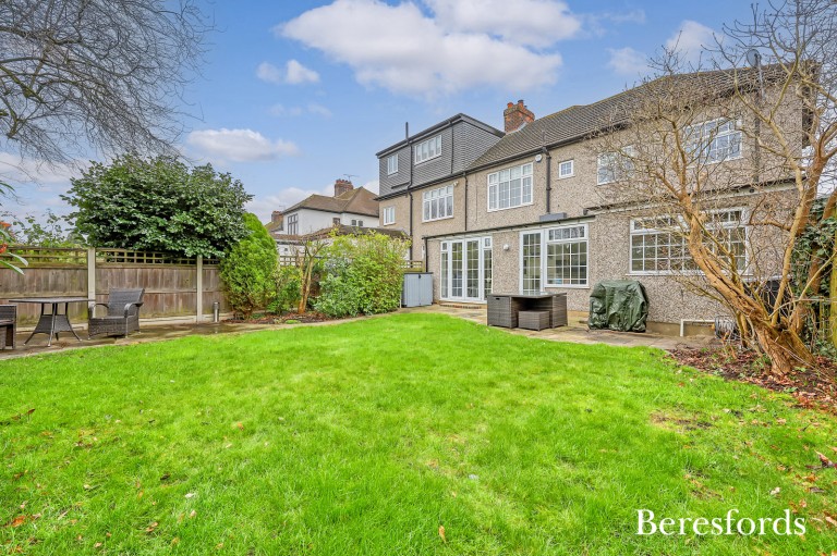 Images for Little Gaynes Lane, Upminster, RM14