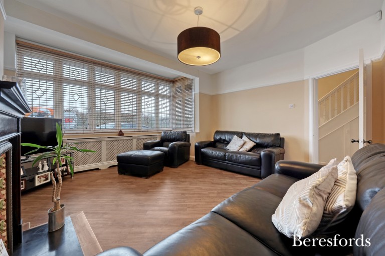 Images for Little Gaynes Lane, Upminster, RM14