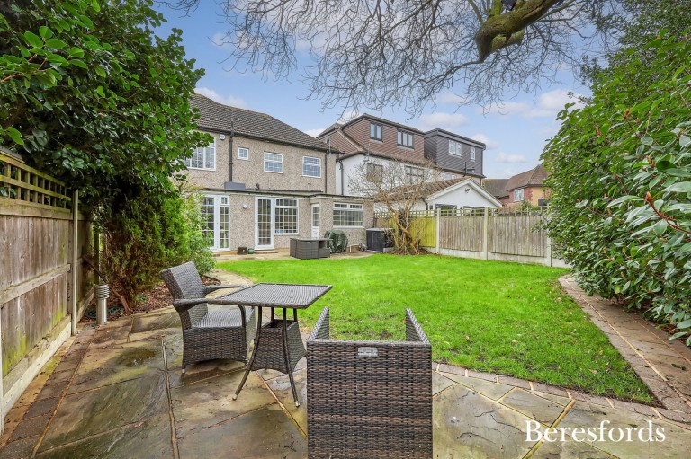 Images for Little Gaynes Lane, Upminster, RM14