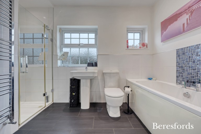 Images for Little Gaynes Lane, Upminster, RM14
