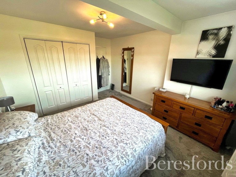 Images for Limerick Gardens, Upminster, Essex, RM14