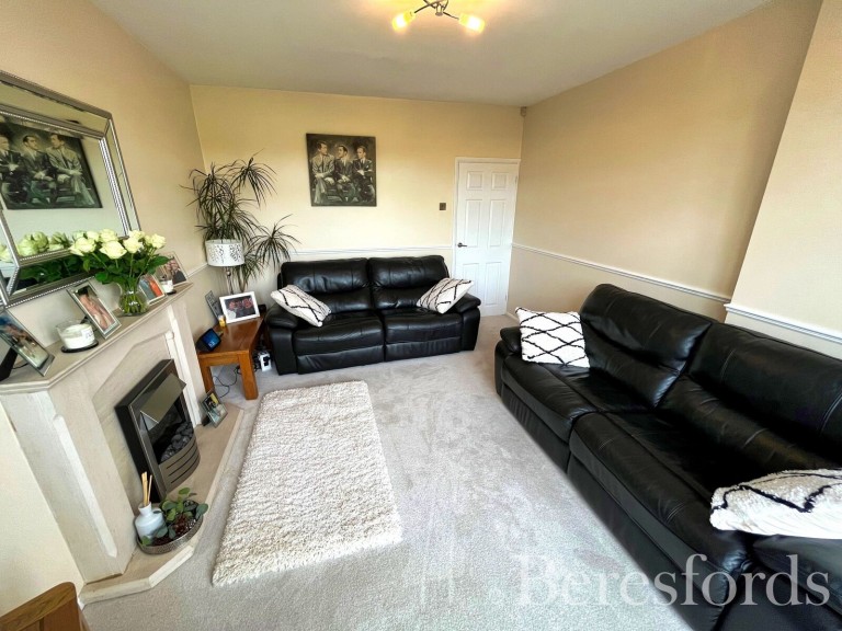 Images for Limerick Gardens, Upminster, Essex, RM14