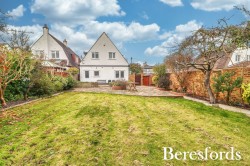 Images for Meadow Way, Upminster, RM14