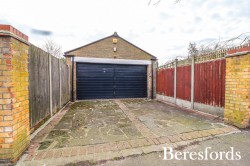 Images for Meadow Way, Upminster, RM14