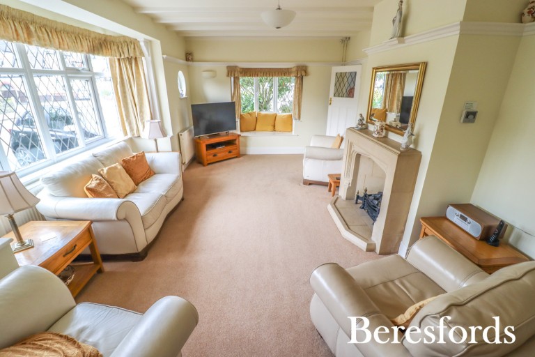 Images for Meadow Way, Upminster, RM14