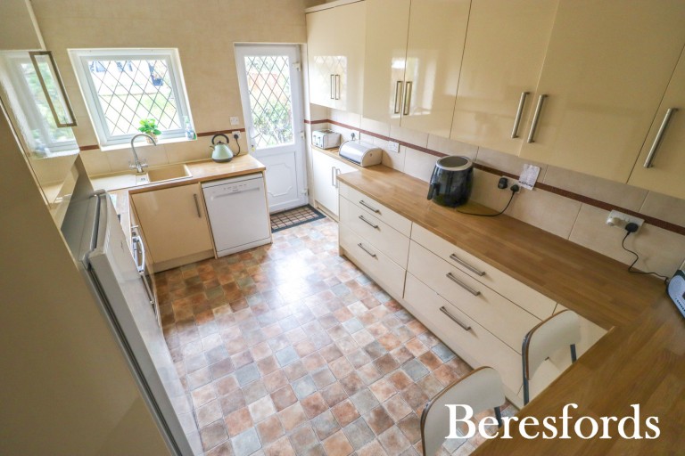 Images for Meadow Way, Upminster, RM14