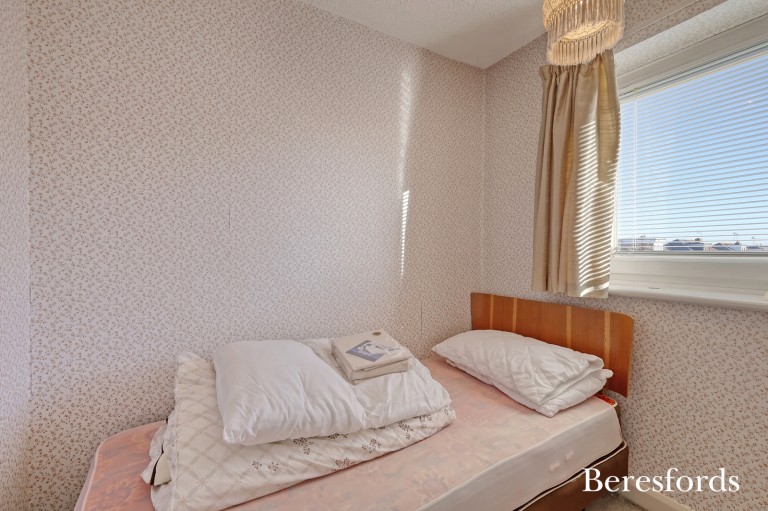 Images for Laburnham Close, Upminster, RM14