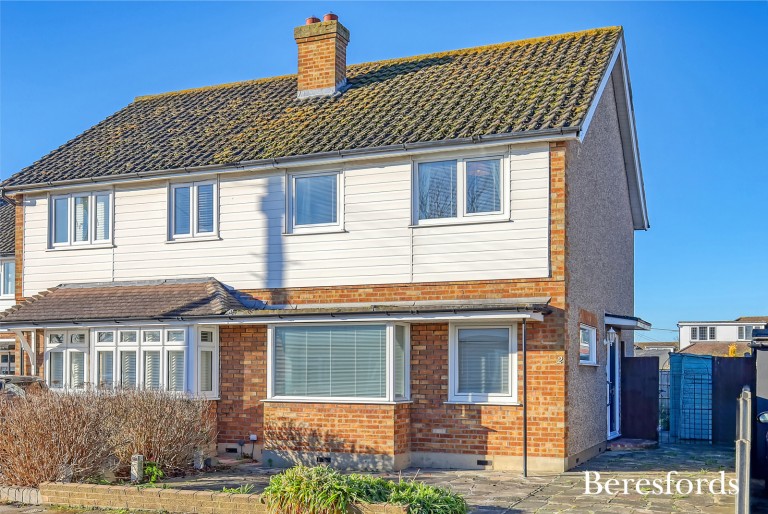 Images for Laburnham Close, Upminster, RM14