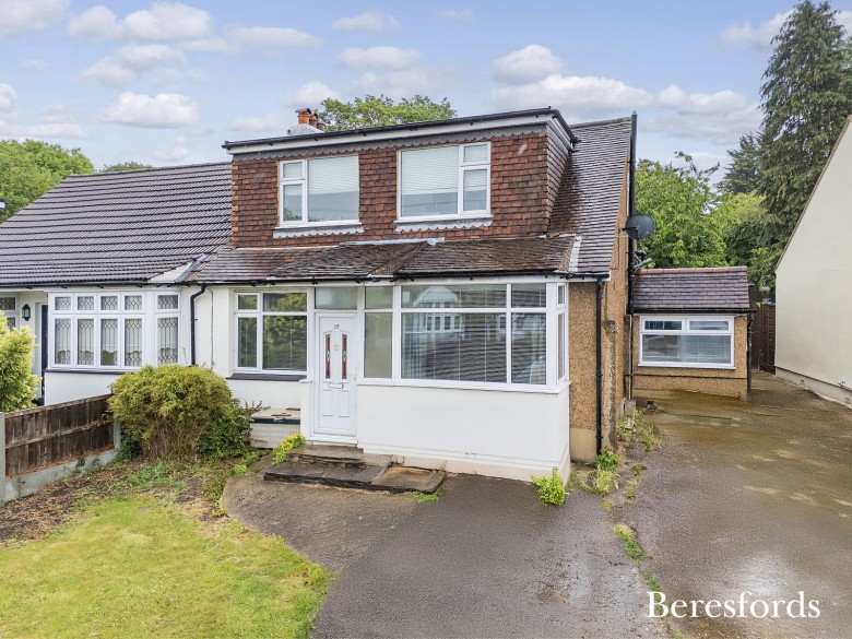 Click the photo for more details of Bridge Avenue, Upminster, RM14