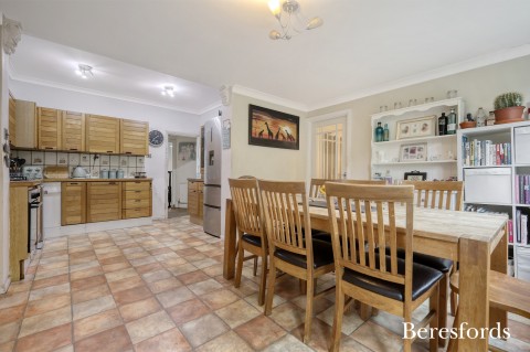 Click the photo for more details of Bridge Avenue, Upminster, RM14