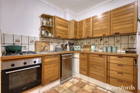 Click the photo for more details of Bridge Avenue, Upminster, RM14