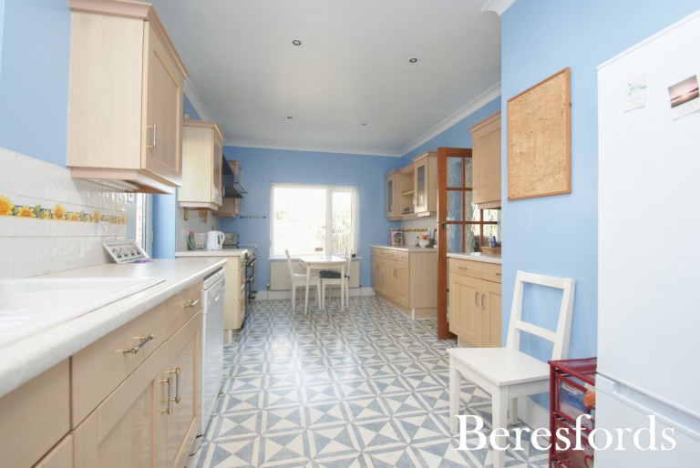 Images for Front Lane, Upminster, RM14