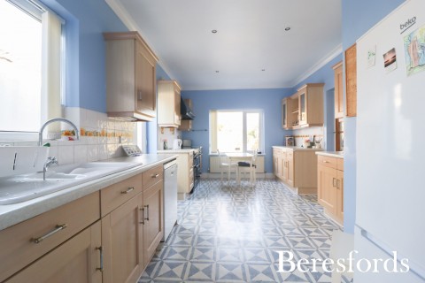 Click the photo for more details of Front Lane, Upminster, RM14