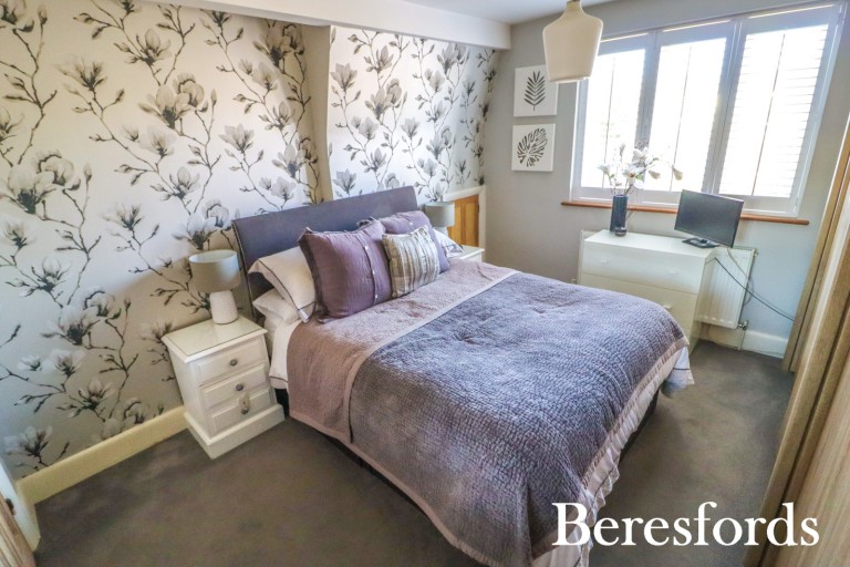 Images for Eversleigh Gardens, Upminster, RM14