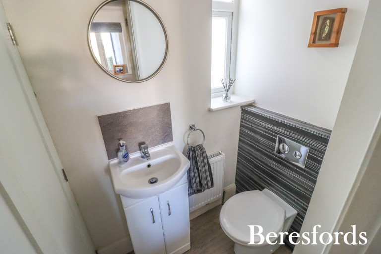 Images for Eversleigh Gardens, Upminster, RM14