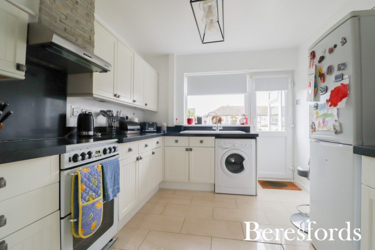 Images for Severn Drive, Upminster, RM14