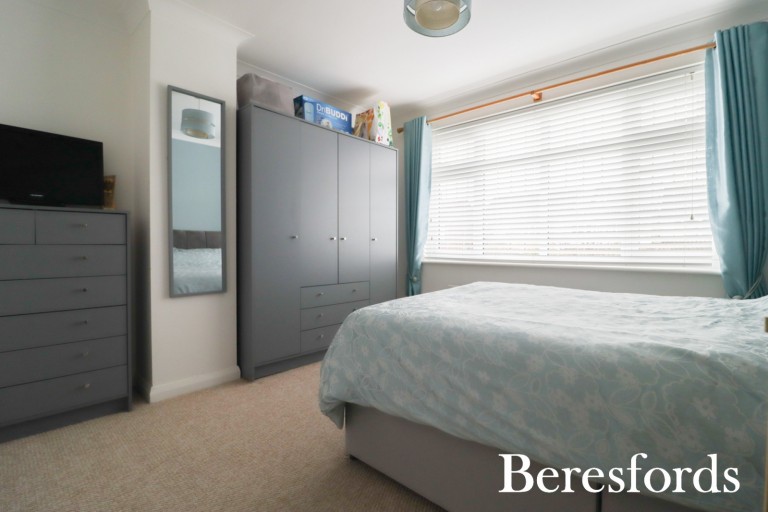 Images for Severn Drive, Upminster, RM14