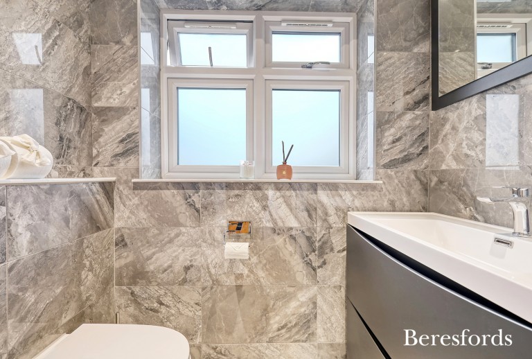 Images for Avon Road, Upminster, RM14