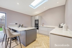 Images for Avon Road, Upminster, RM14