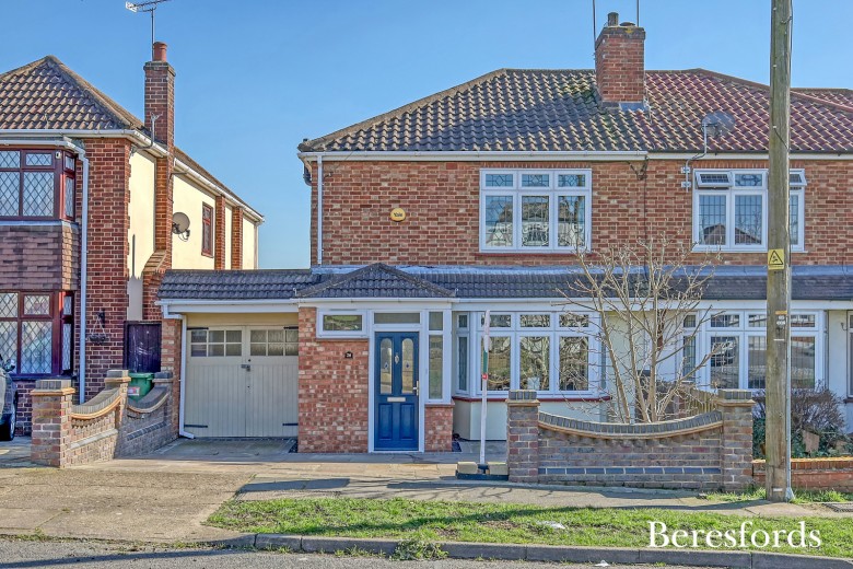 Click the photo for more details of Cranham Gardens, Upminster, RM14