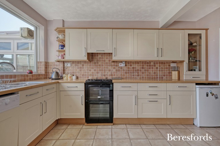 Images for Cranham Gardens, Upminster, RM14