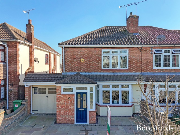 Images for Cranham Gardens, Upminster, RM14