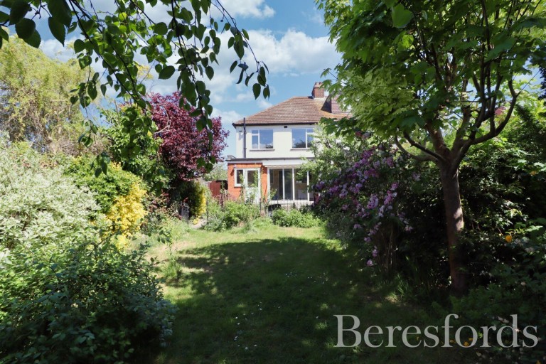 Images for Brookdale Avenue, Upminster, RM14