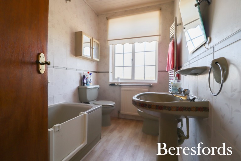 Images for Brookdale Avenue, Upminster, RM14