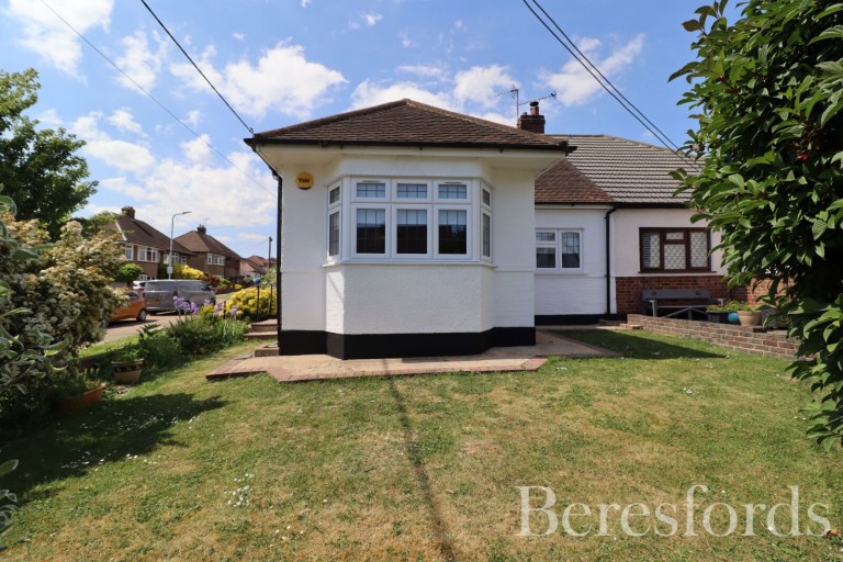 Images for Cranham Gardens, Upminster, RM14