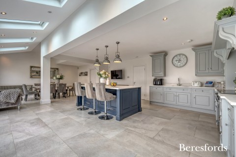 Click the photo for more details of Corbets Tey Road, Upminster, Essex, RM14