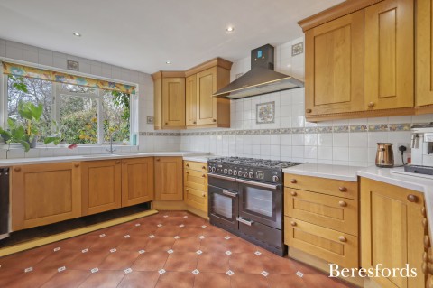 Click the photo for more details of Engayne Gardens, Upminster, RM14